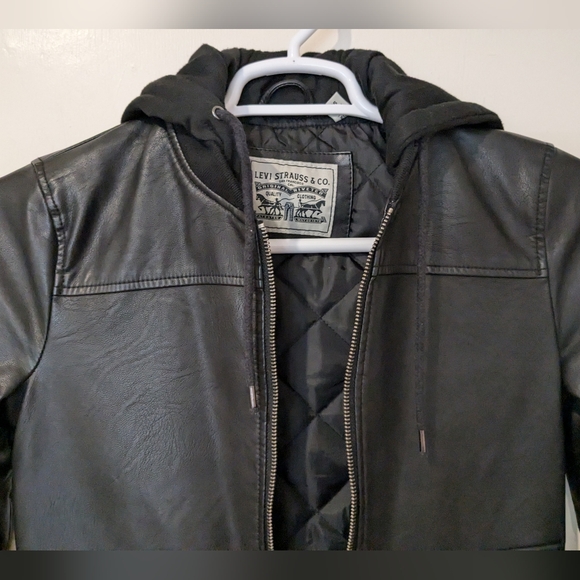 Levi Strauss Vegan Leather Black Hooded Bomber Jacket in XS - Picture 2 of 13